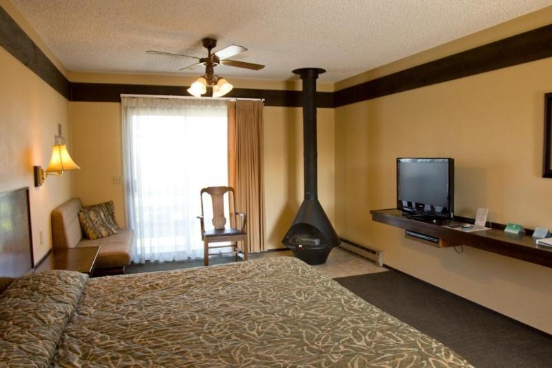 أناكورتس Islands Inn المظهر الخارجي الصورة